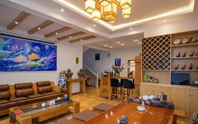 Qianbaidu Boutique Inn