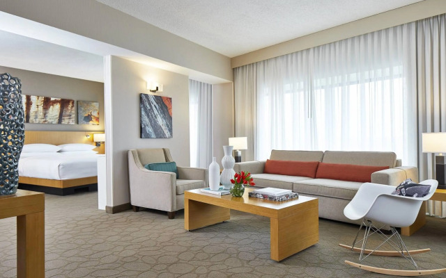 Renaissance Chicago Glenview Suites Hotel