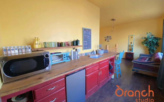 Oranch House, Studio & Wilderness