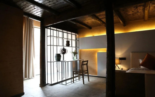 Yangjiatang Seclusive Genealand