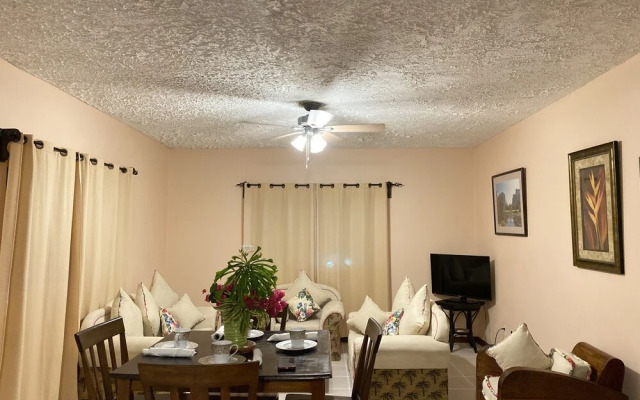 Silver Palm Vacation Rental