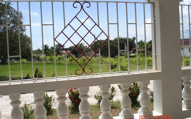 Treasure Bay Guesthouse
