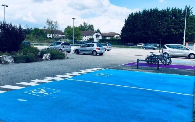 hotelF1 Geneve Ferney Airport