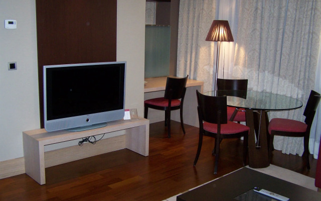 Washington Parquesol Suites & Hotel