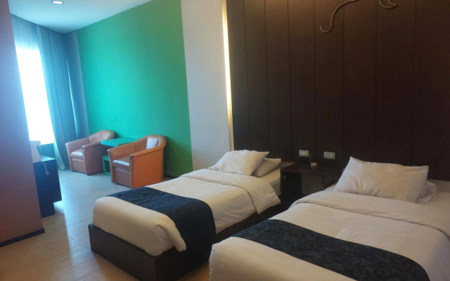 Hotel New Puri Garden Airport Semarang – Guest Rooms – Semarang