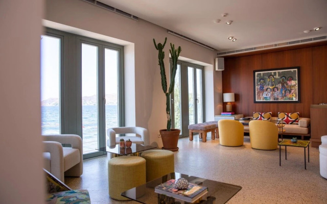 Boho Hotel-Adults Only