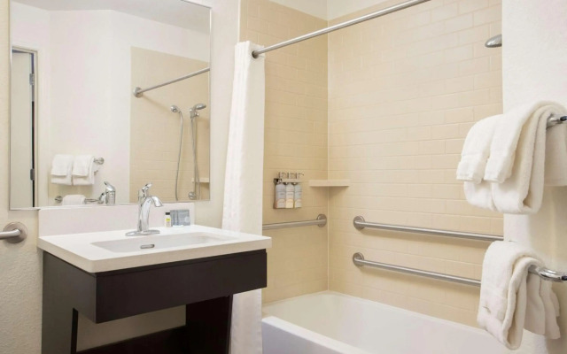 Sonesta Simply Suites Somerset