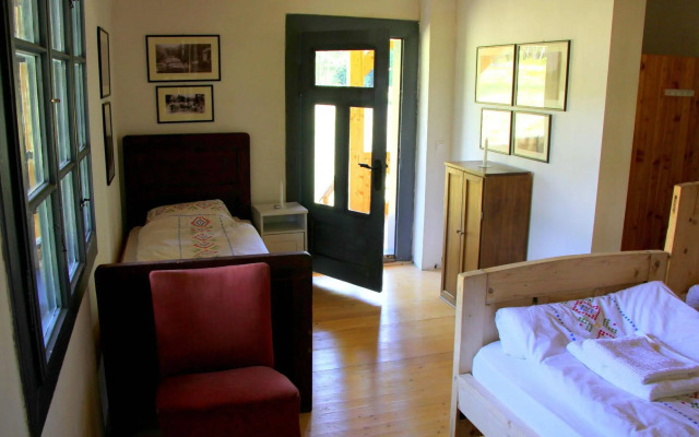 Dobrica Hunting Lodge