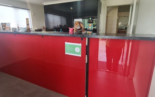 Porky's Motel Rockhampton