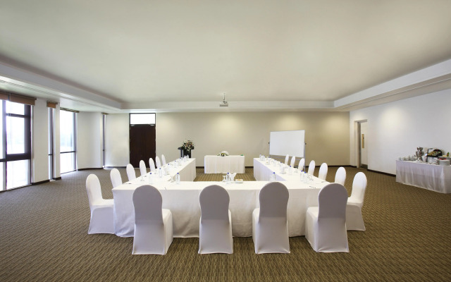 Avani Kalutara Resort