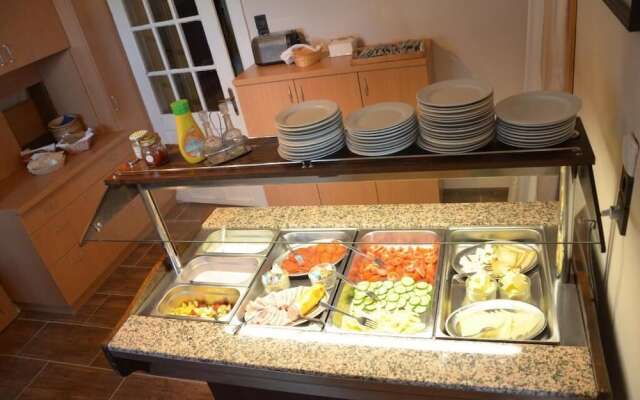 Hotel Viktória Vendégház