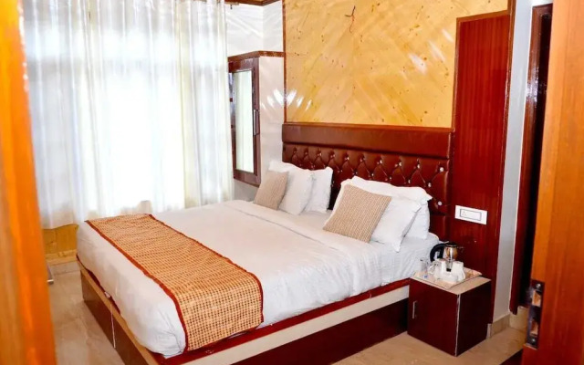 Hotel Shining Star
