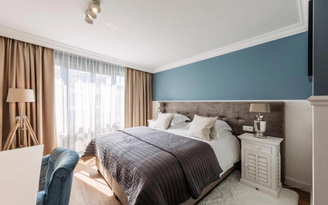 Hotel Cocoon