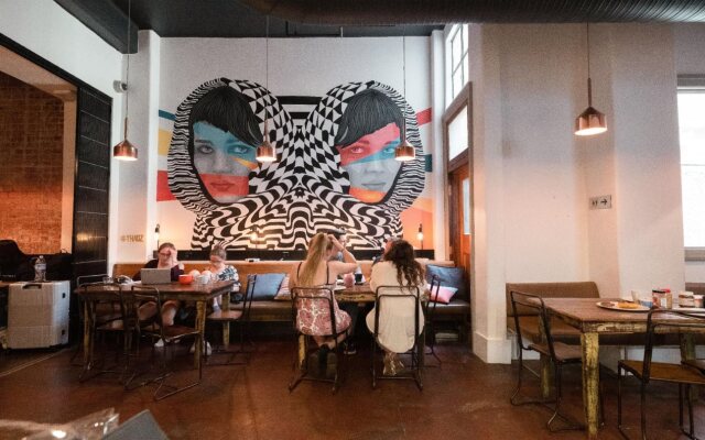 YHA Melbourne Central