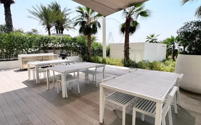 Stylish JBR 3BR M w Beach Access