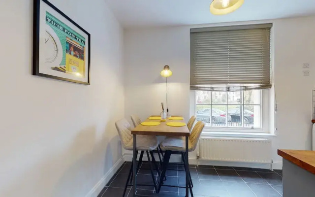 Beautiful Georgian Duplex