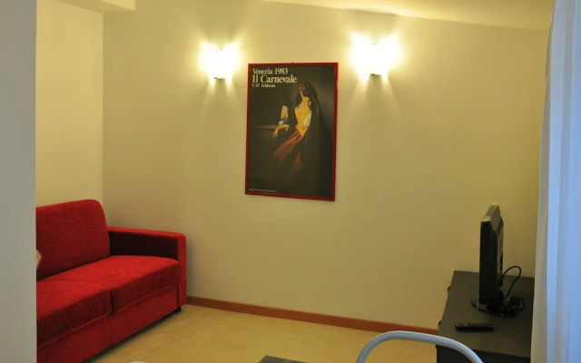 Appartamenti Commercio