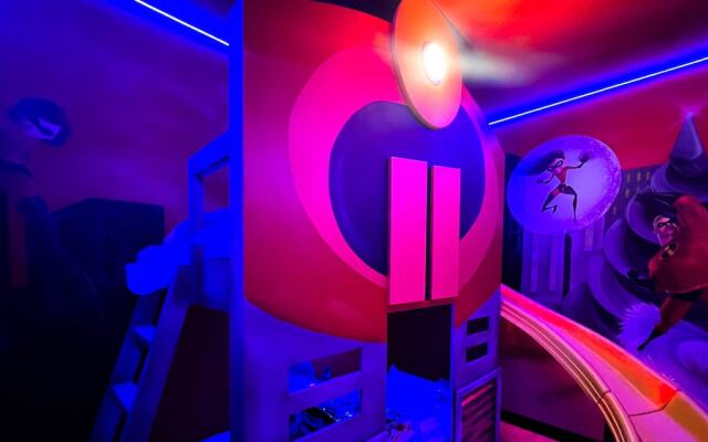 Storey Lake 6BR Private Pool Spa Waterpark/disney