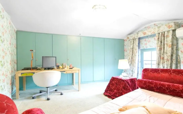 House With 5 Bedrooms in Caserta, With Pool Access, Enclosed Garden and Wifi Near the Beach