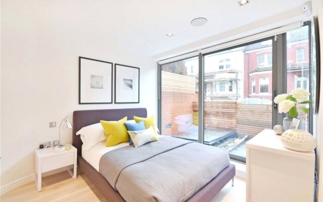 2 Bedroom House In West Hampstead