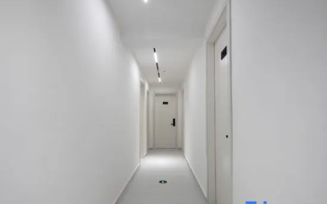 Sanya Xingye sea view design B & B