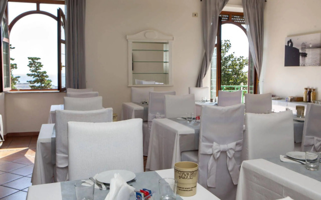 Hotel Herculaneum