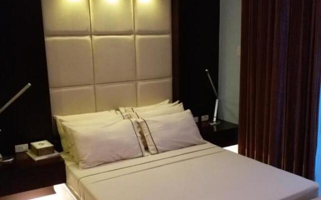 Luxurious Family Room Pico de Loro