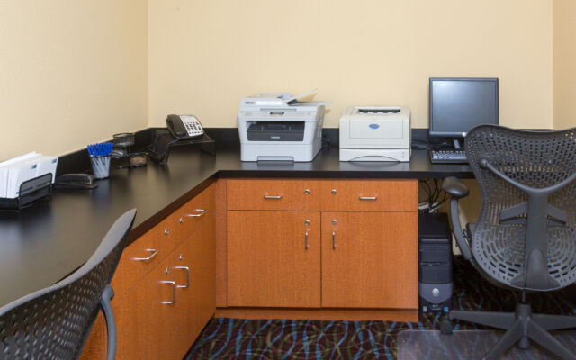 Holiday Inn Express & Suites Jacksonville Airport by IHG