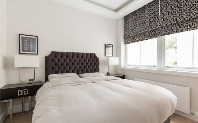 The Saint Stephen s Gardens Mansion VII