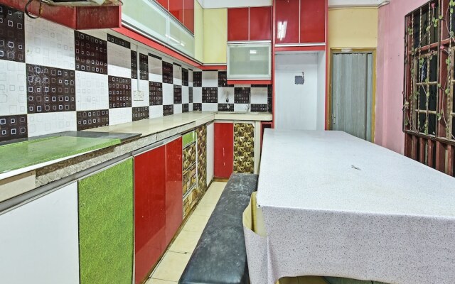 OYO 90740 Paddington Lodge