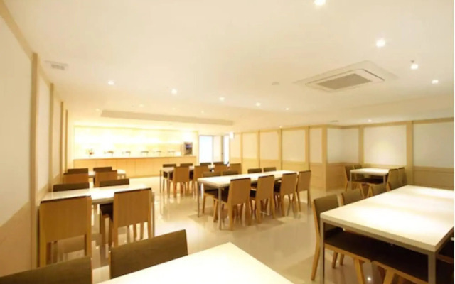 Orsay Business Hotel