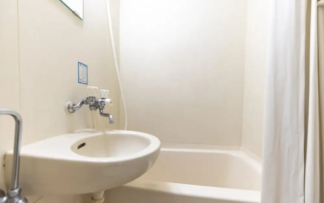 OYO 44604 Business Hotel Kameya