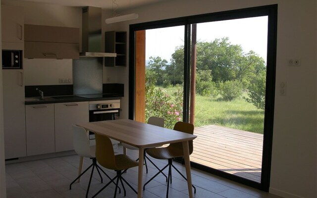 3 Houses N 2
