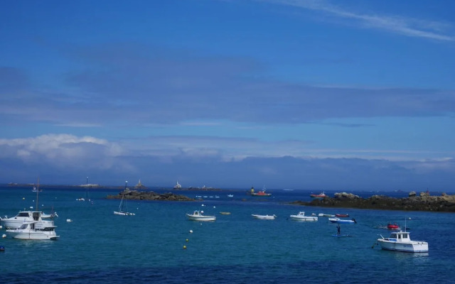 Holiday Home Near the Beach, Ploudalmezeau