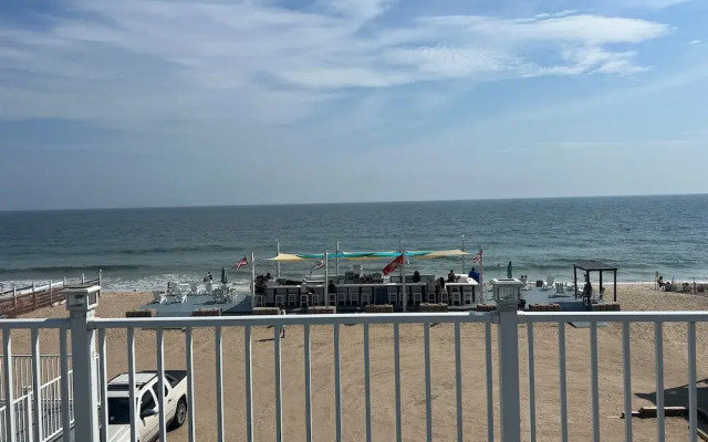 Sandy Shore Motel