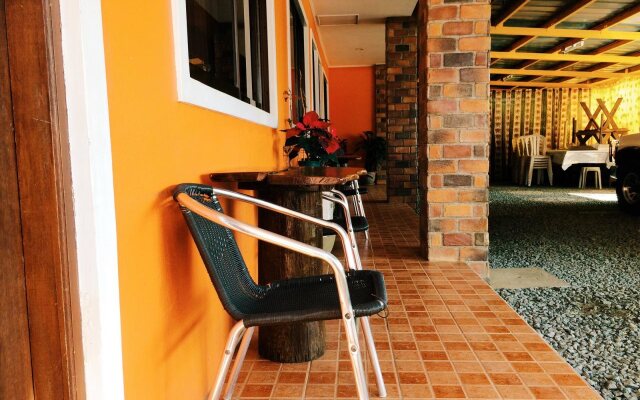 OYO 803 Amirsache Villa