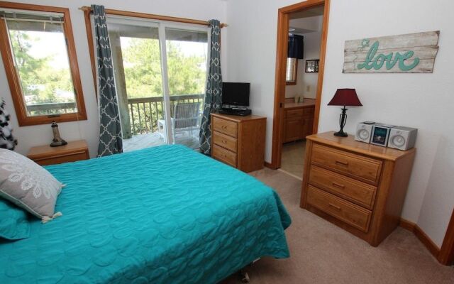 Neptunes Landing - 5 Br Home