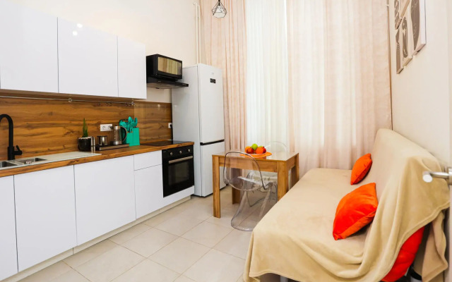 Home24 on Kashtanova street 14