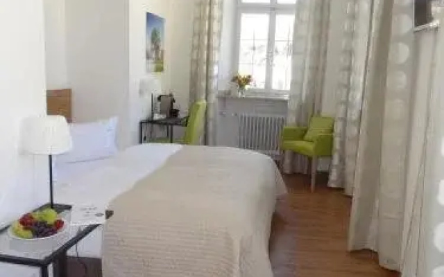 Arkadenhotel im Kloster