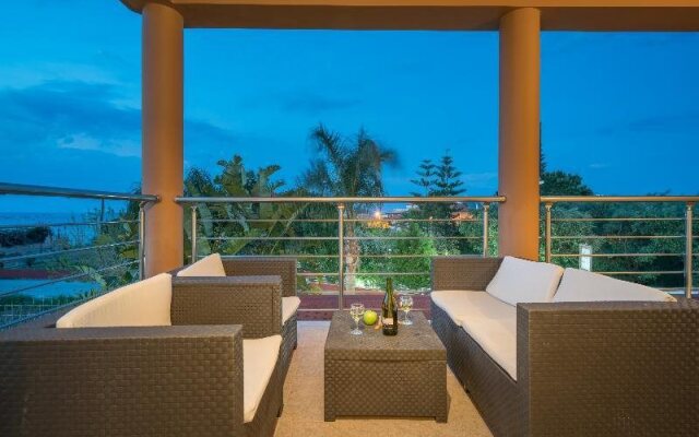 Armonia Boutique Hotel