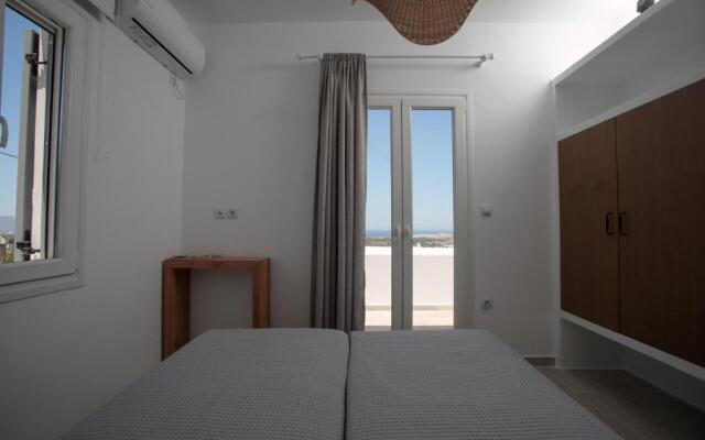 Naxos Infinity Villa and Suites