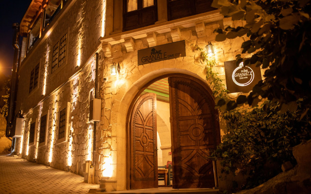 Pome Granate Cave Hotel