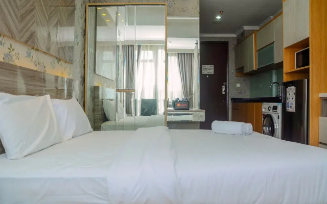 Tranquil Studio Apartment at Menteng Park