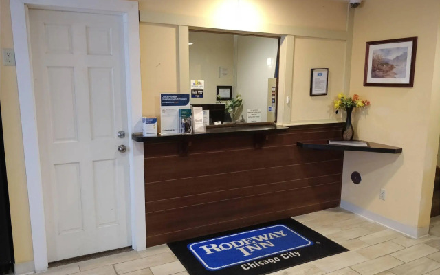 Super 8 by Wyndham Chisago City