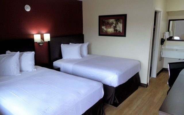 Motel 6 Hattiesburg, MS