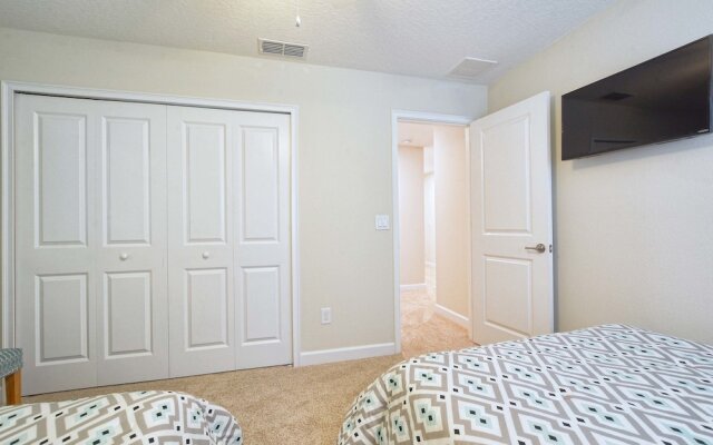 Storey Lake-6 Bedroom Pool Home- 1652ST