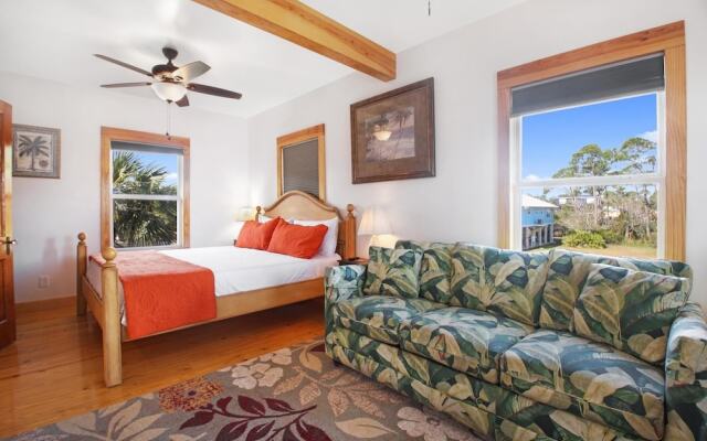 Hot Sand 4 Bedroom Home by RedAwning