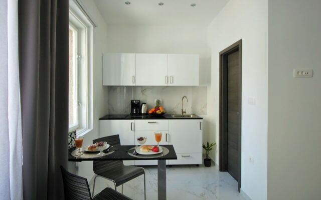 Split Centre VIVERE Apartment