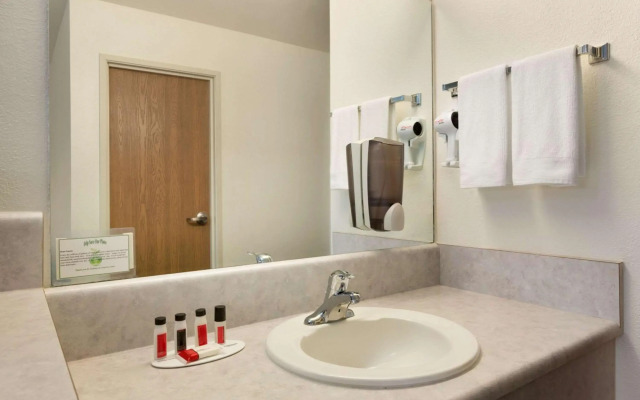 Travelodge by Wyndham Belen