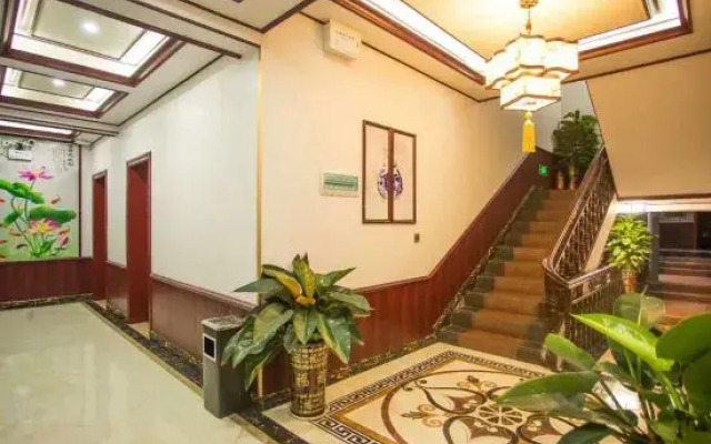 Gongyulou River View Homestay